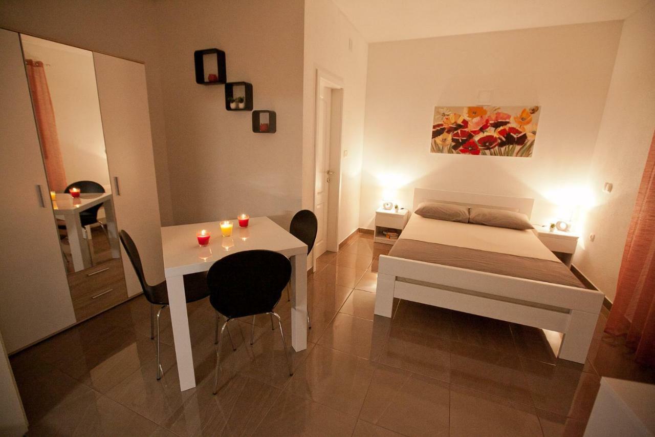 Apartman 2 Zara Esterno foto