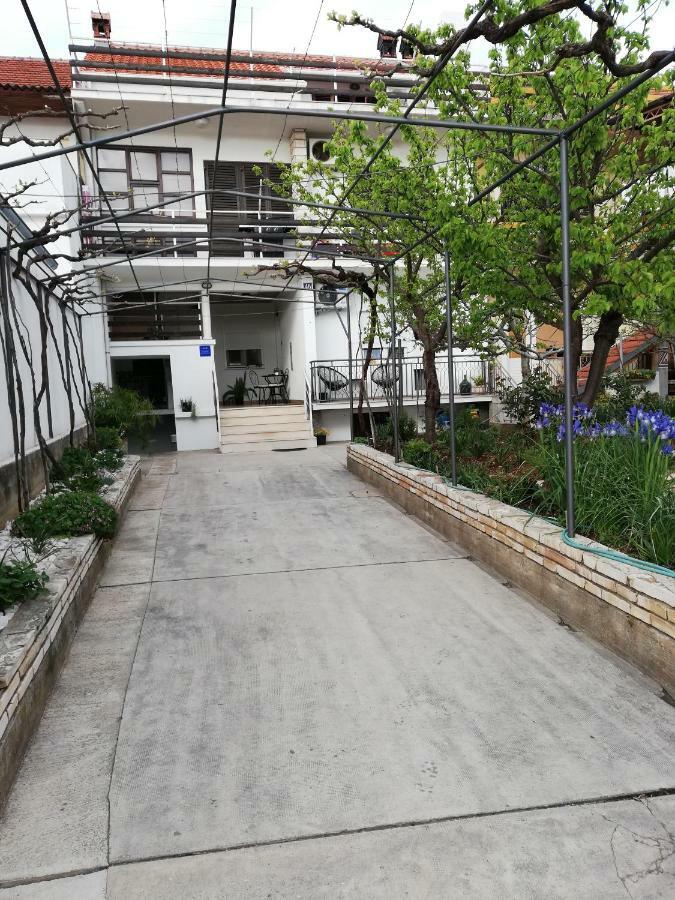 Apartman 2 Zara Esterno foto